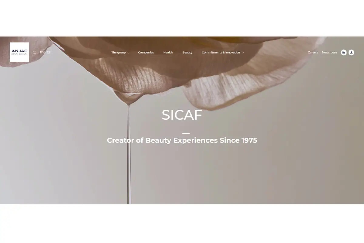 Screenshot of the SICAF website showing French skincare, sun care, dermocosmetics, and custom cosmetic manufacturing capabilities